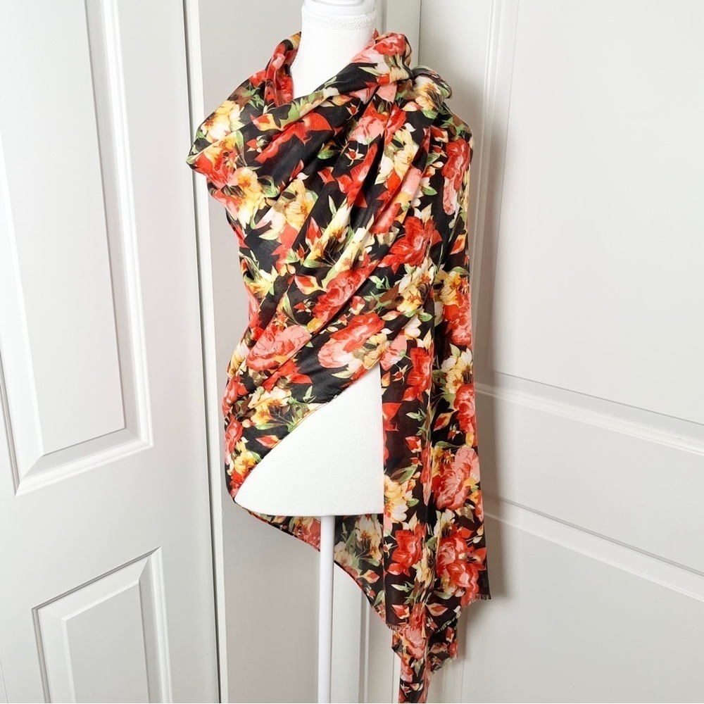 Lively Elegant Spring Floral Roses Scarf/Shawl - Black and Red, One Size
